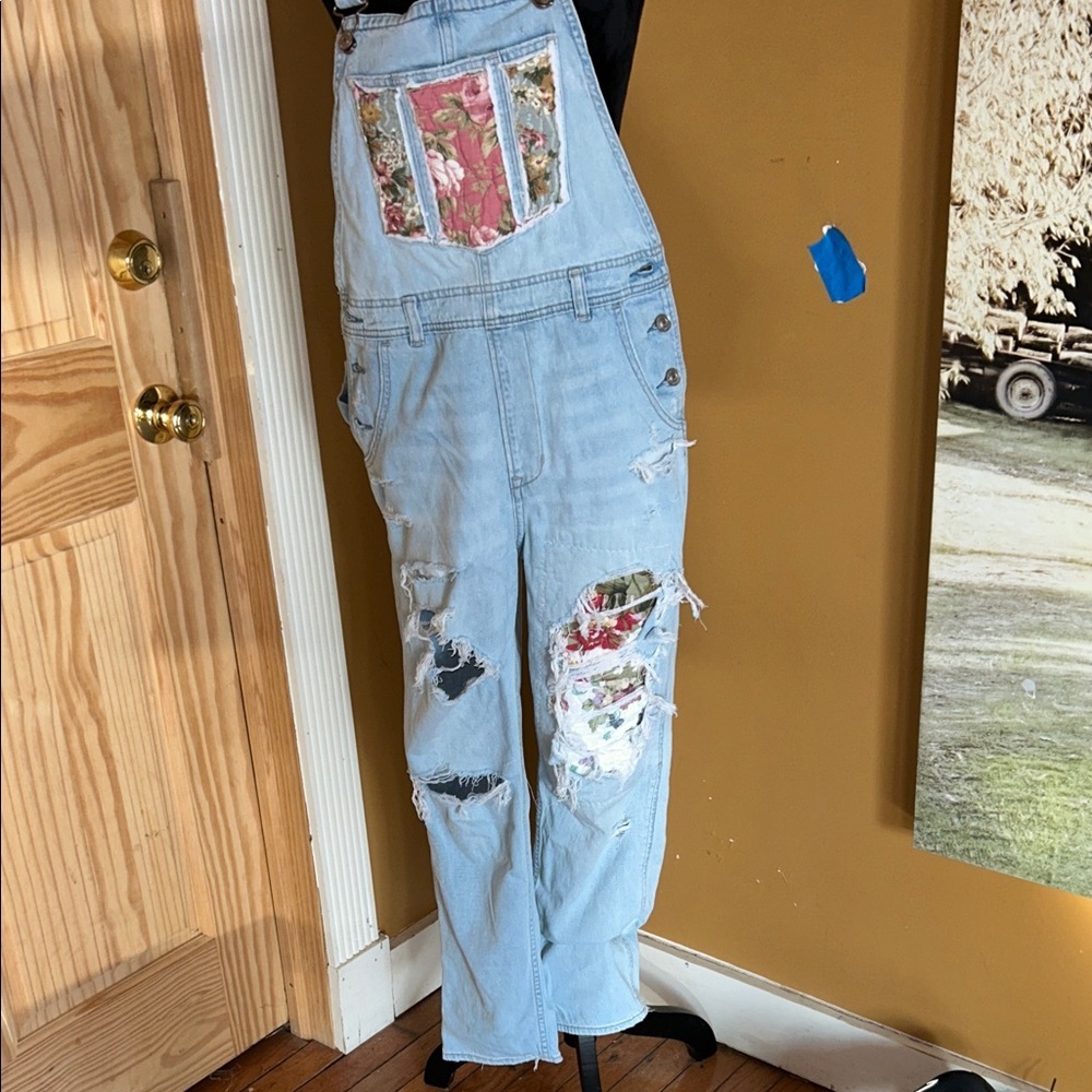 Upcycled Floral Patch Light Blue Women's Overalls